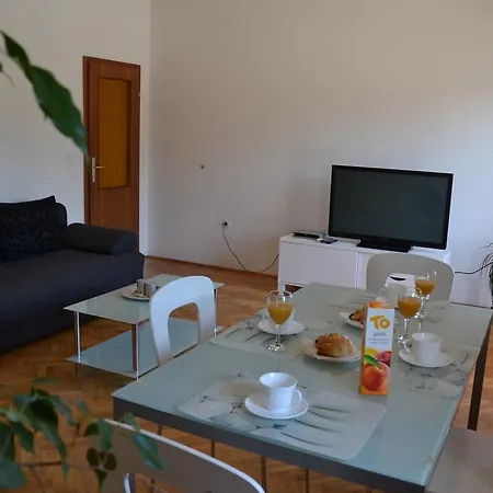 Apartment Kate Trogir Room photo