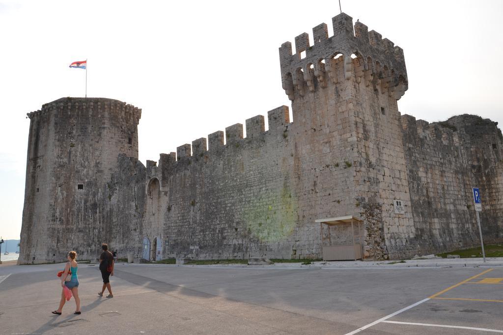 Kate * Trogir
